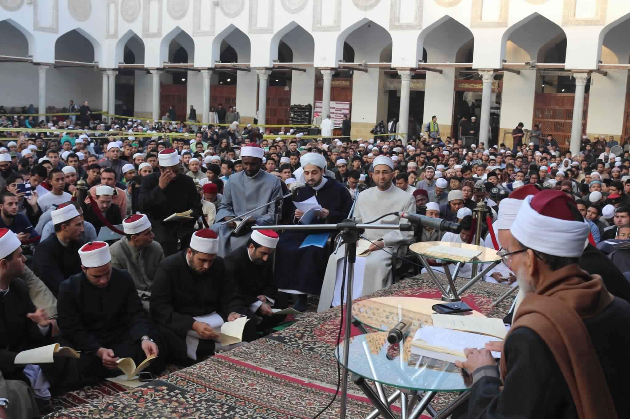 Syekh Ahmad Ma'bad pada Majelis Hadis Masjid Al-Azhar pada beberapa tahun lalu.