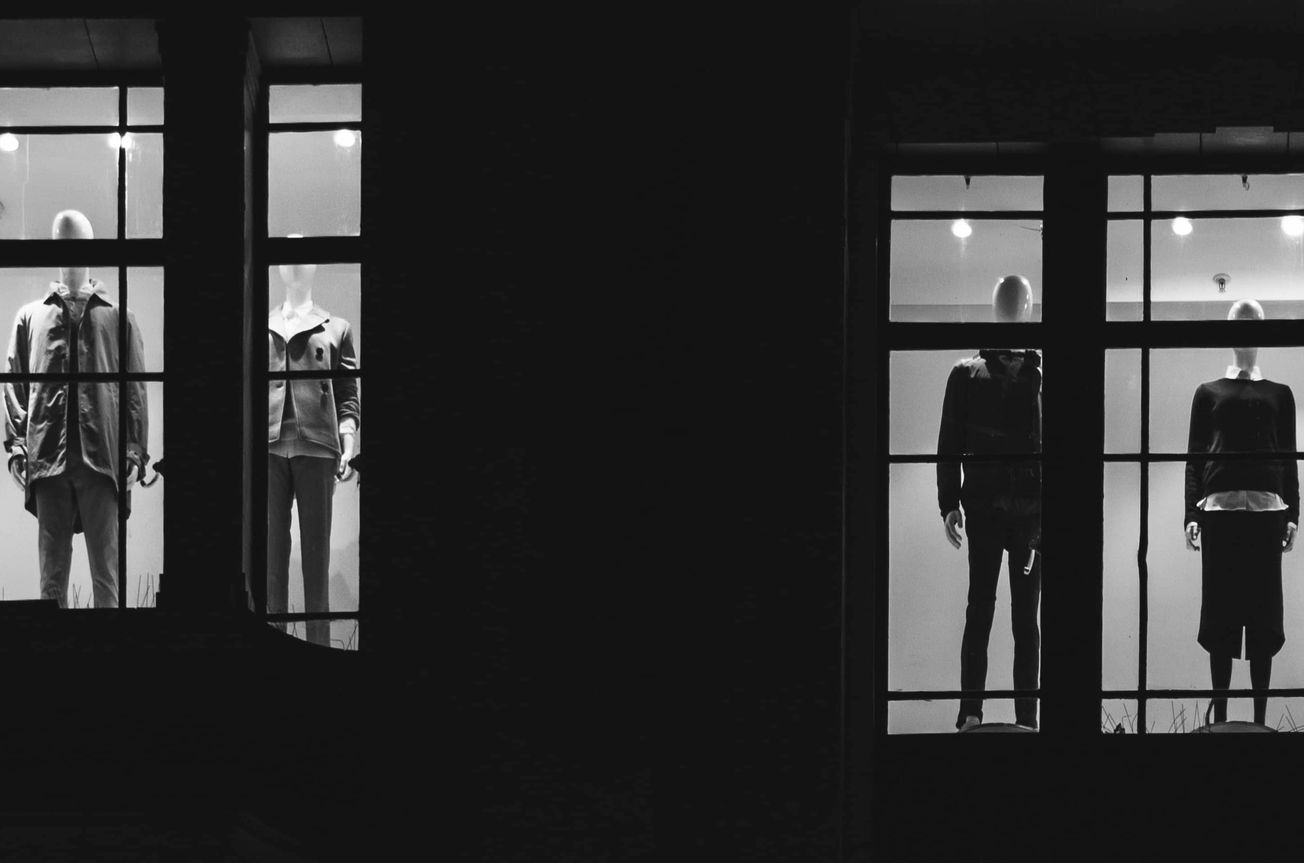 Foto: Ilustrasi busana (Clem Onojeghuo/Unsplash)