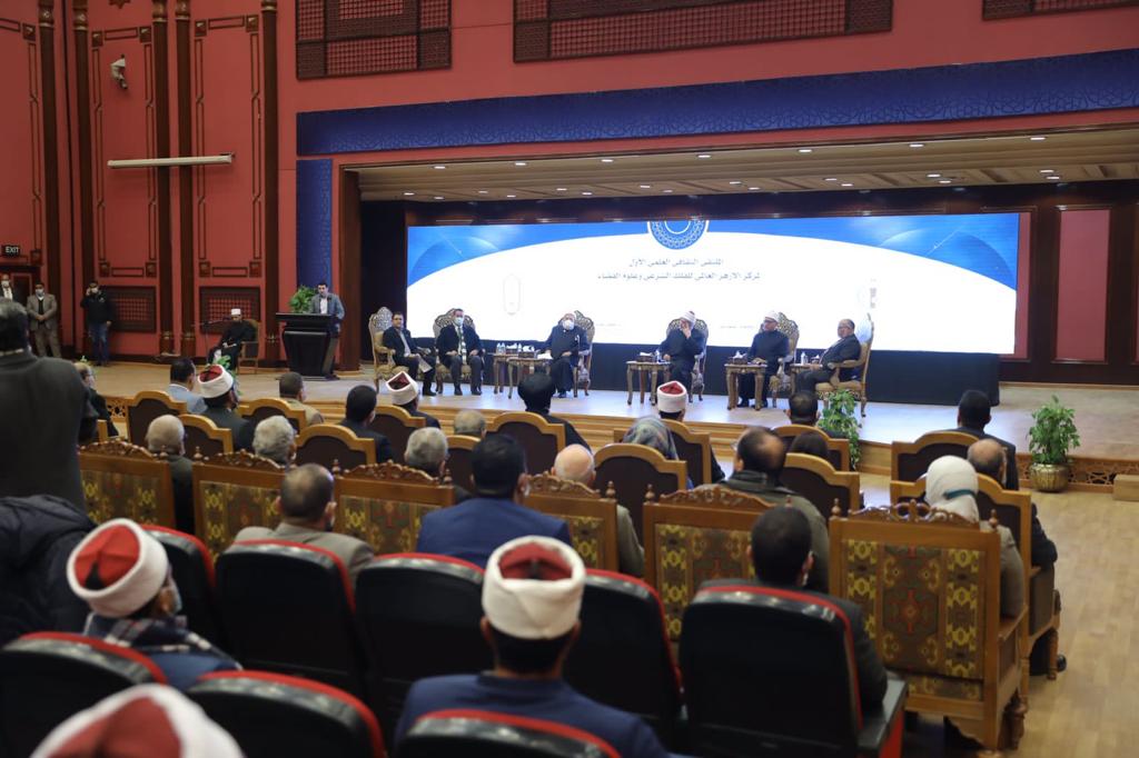 FOTO Forum Ilmiah Internasional Falak dan Astronomi di Auditorium Al-Azhar (El-Balad)