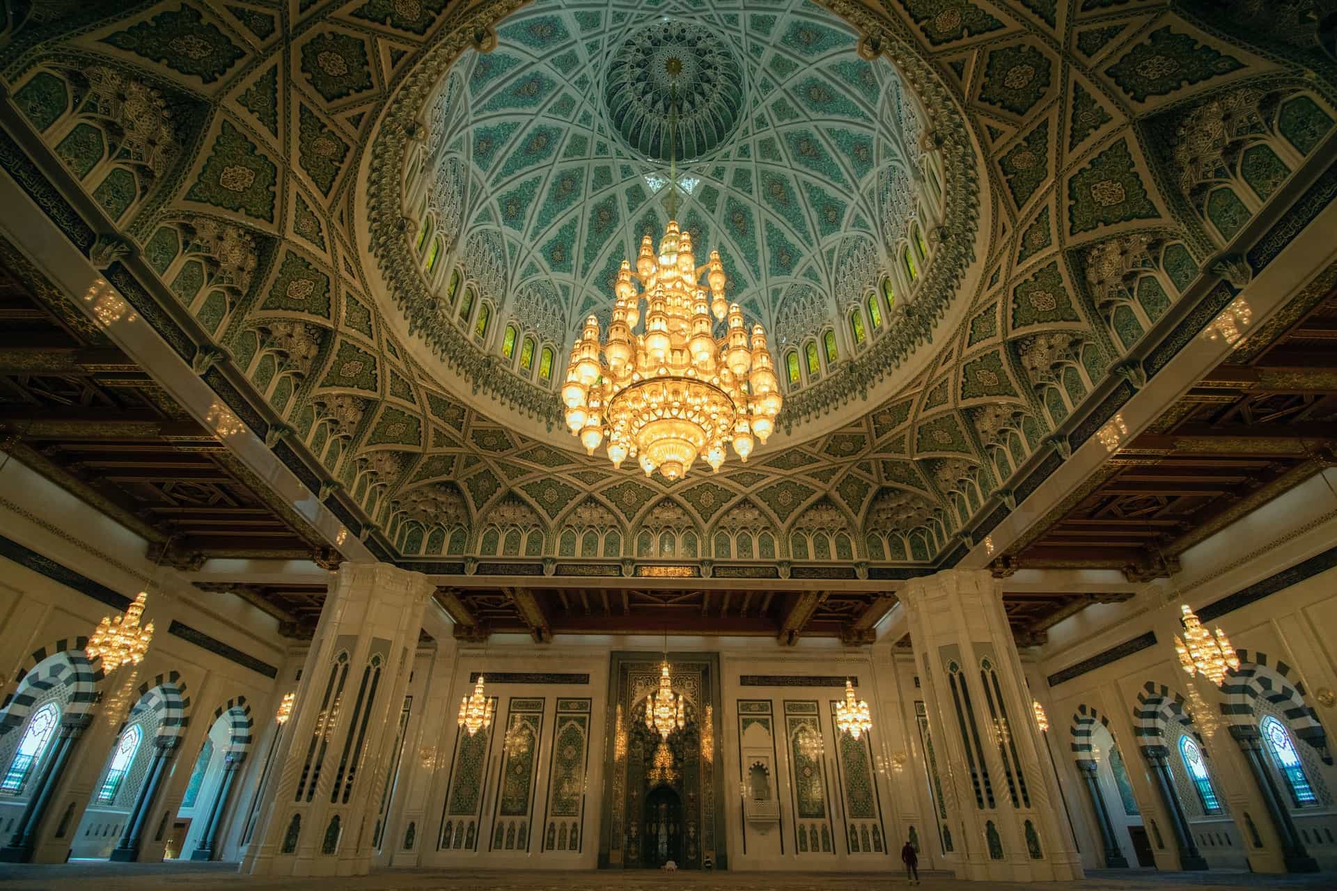 FOTO Masjid Sultan Qabus, Muscat, Oman. (Mostafa Meraji/Unsplash)