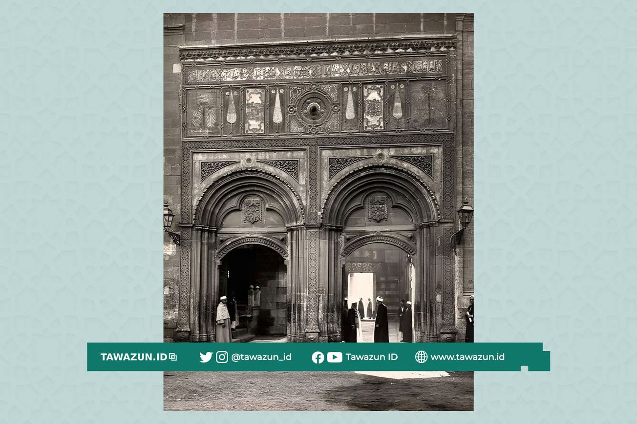 FOTO Pintu gerbang Bab Al-Muzayyinin di Masjid Al-Azhar tempo dulu.