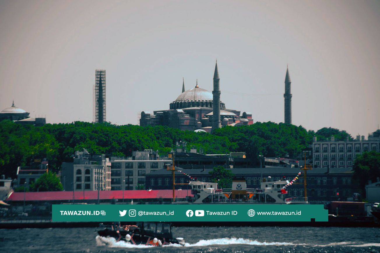 FOTO Masjid di Istanbul, Turkiye (Unsplash/Guney Akin)