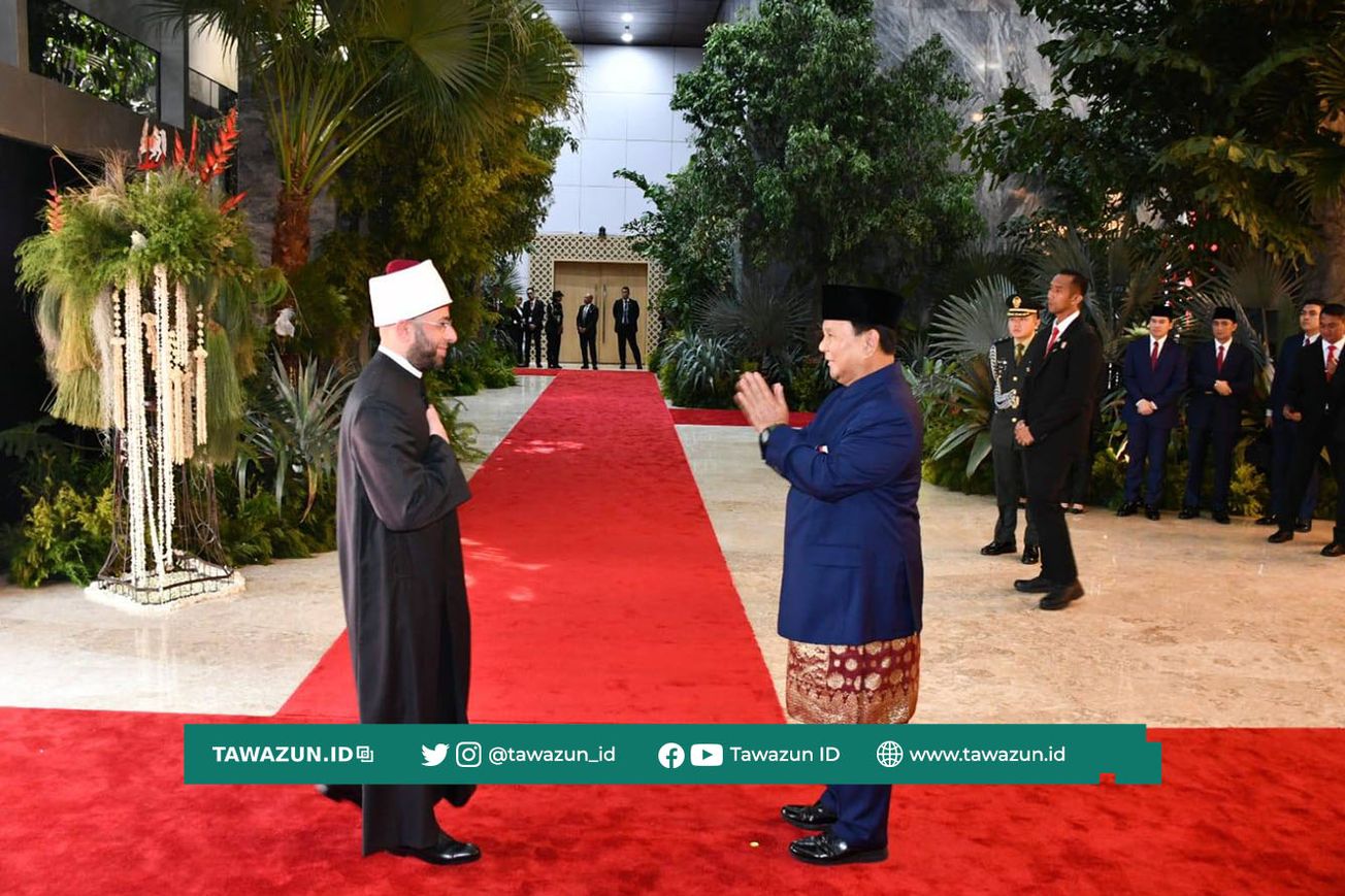 FOTO Syekh Usamah Al-Azhar bersama Presiden RI Prabowo Subianto.