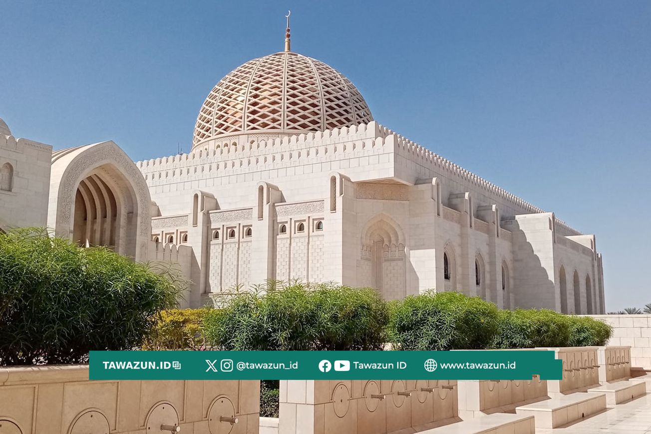FOTO Masjid Raya Sultan Qabus, Muscat, Oman. (Unsplash/Mr Marox)
